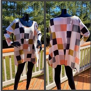 White Geometric Sidetail Tunic